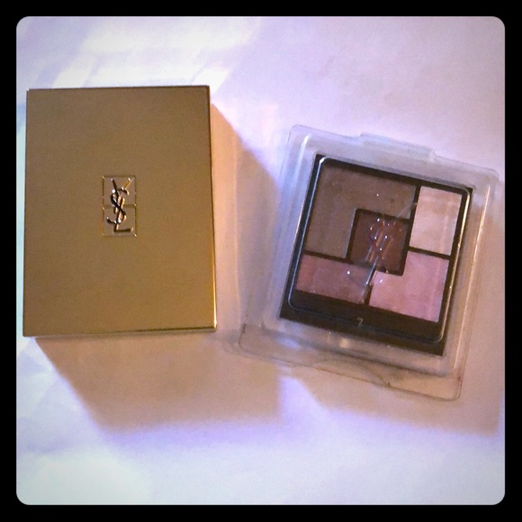 Eyeshadow Palette - Picture 1 of 7